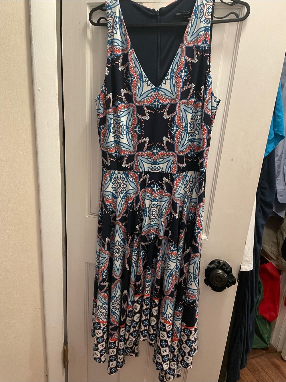 Maggy London Sleeveless Navy Blue Printed V-Neck handkerchief Dress